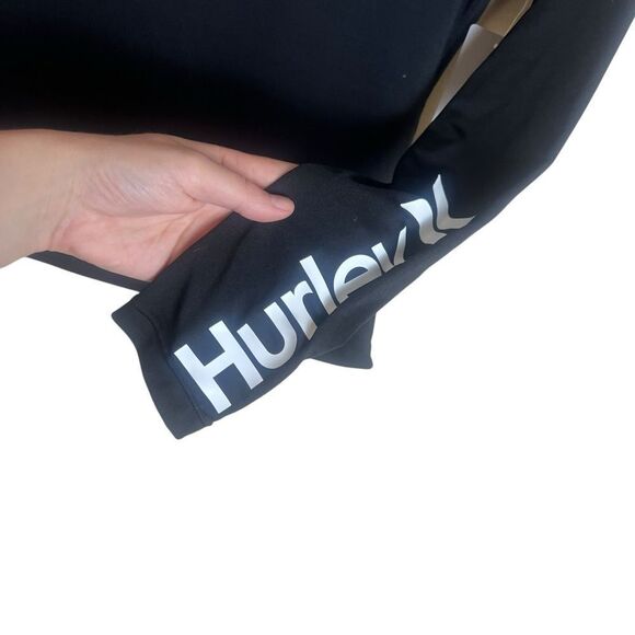 NWT! Hurley black rash guard. Size small - Picture 5 of 7